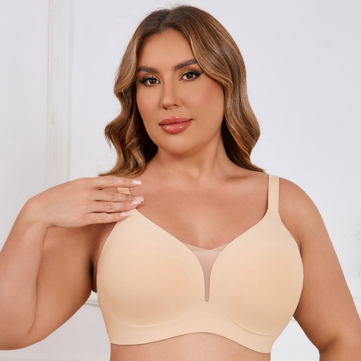 Faja Luxe Push-up thin deep V bra
