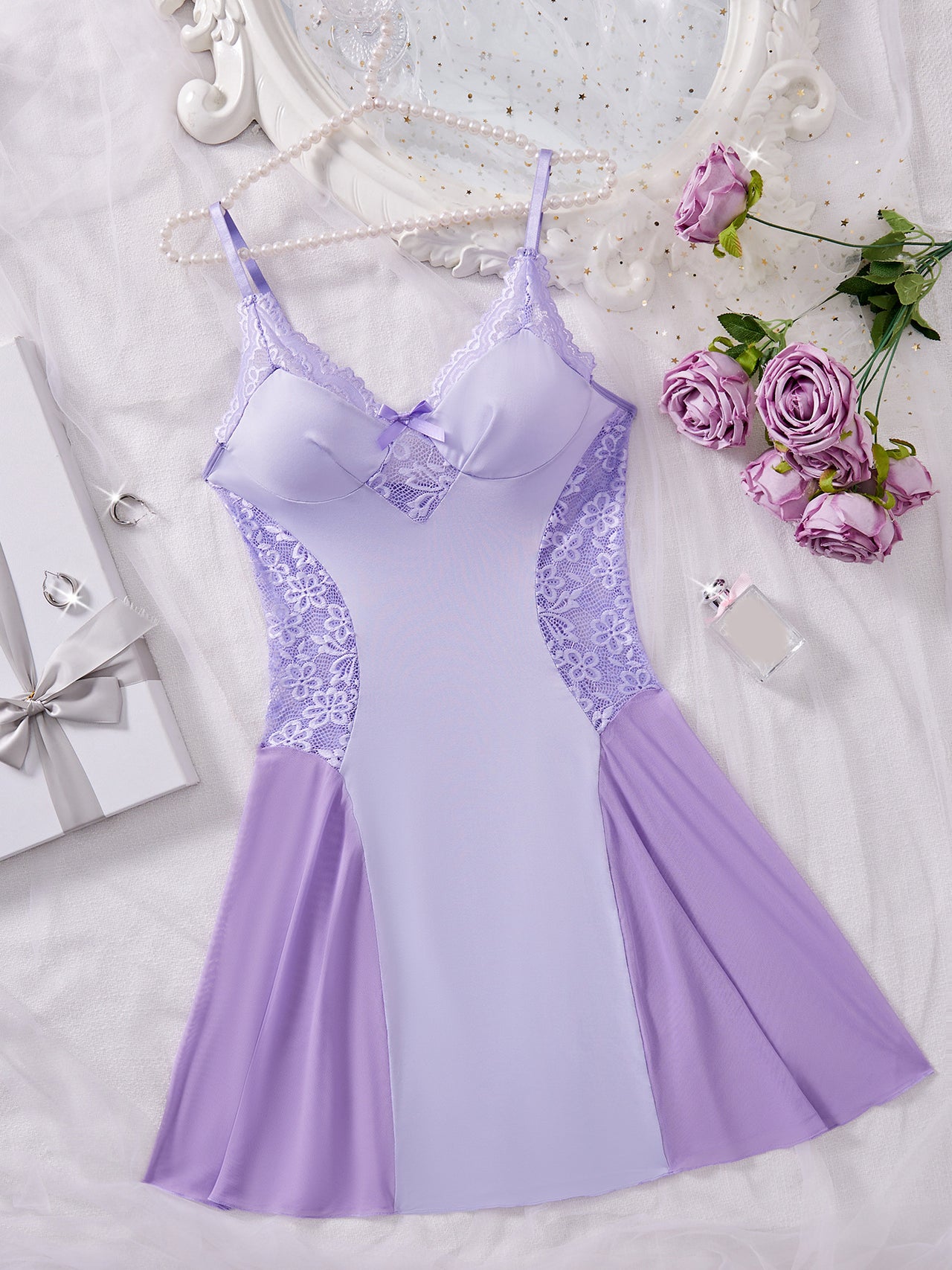 Slim-fitting lace suspender Christmas suit